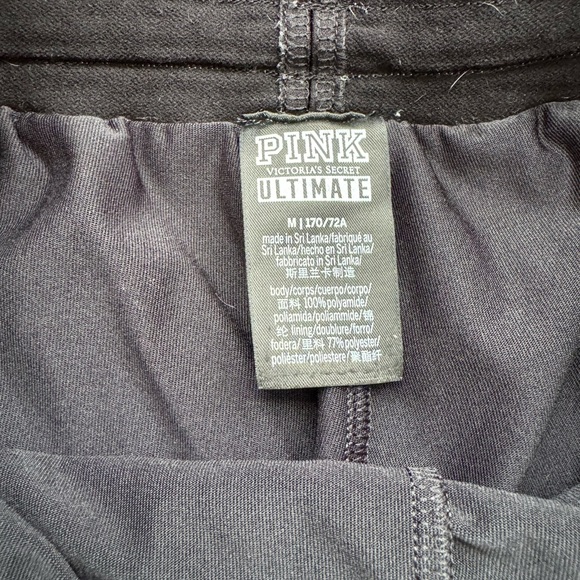 ❕NWOT❕ VS Pink Active Shorts - Picture 4 of 4